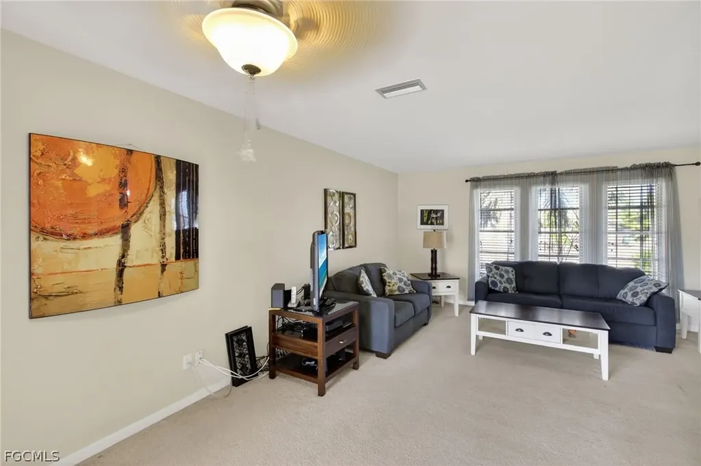 2314 SE 13th Street Cape Coral FL 33990