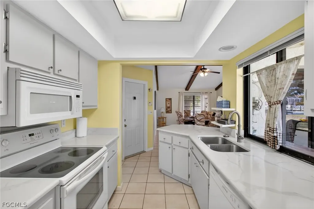 2314 SE 13th Street Cape Coral FL 33990
