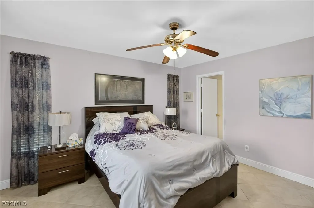 2314 SE 13th Street Cape Coral FL 33990