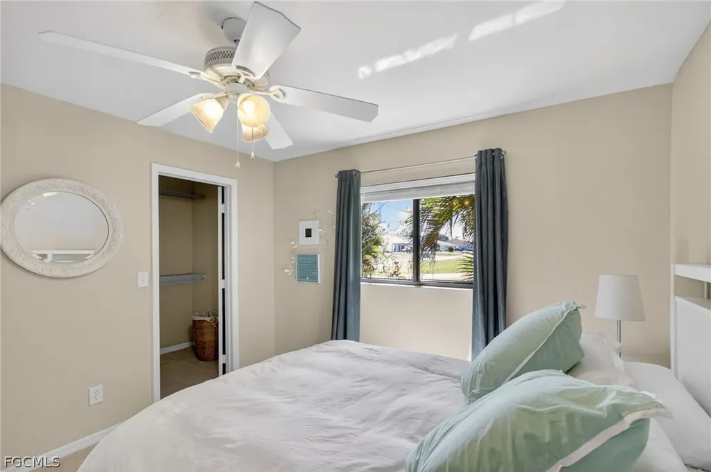 2314 SE 13th Street Cape Coral FL 33990