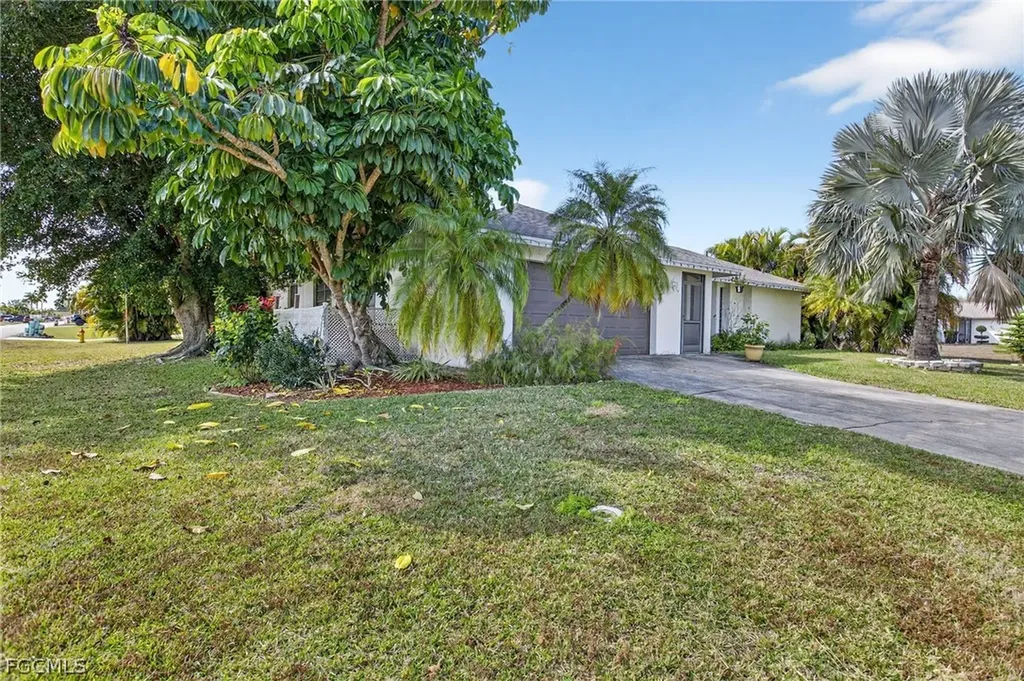 2314 SE 13th Street Cape Coral FL 33990