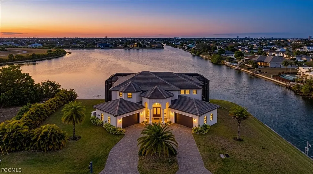 2003 NE 10th Place Cape Coral FL 33909