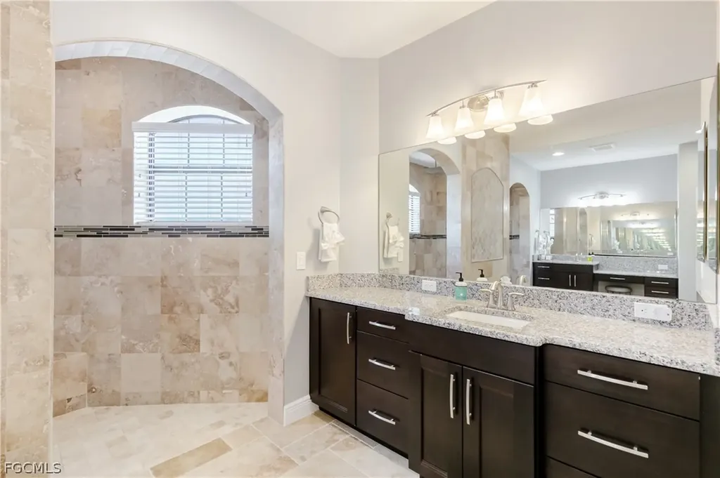 2003 NE 10th Place Cape Coral FL 33909