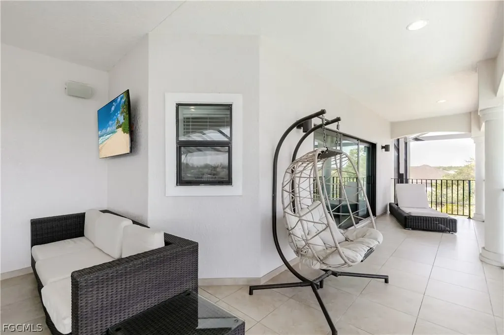 2003 NE 10th Place Cape Coral FL 33909