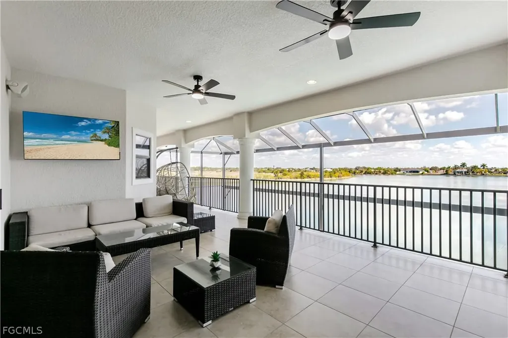 2003 NE 10th Place Cape Coral FL 33909