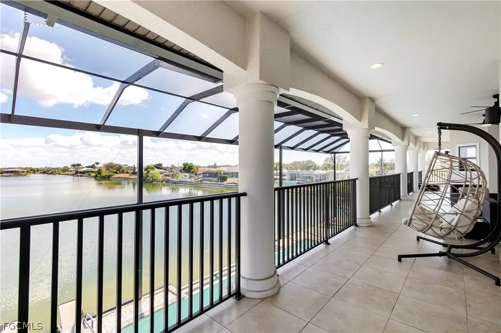 2003 NE 10th Place Cape Coral FL 33909