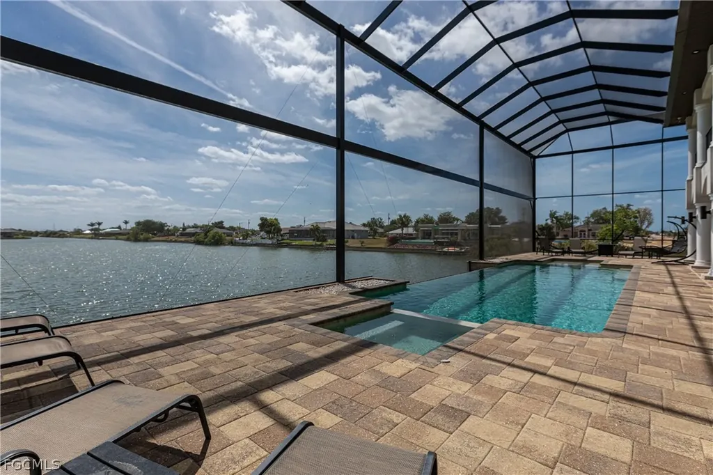 2003 NE 10th Place Cape Coral FL 33909