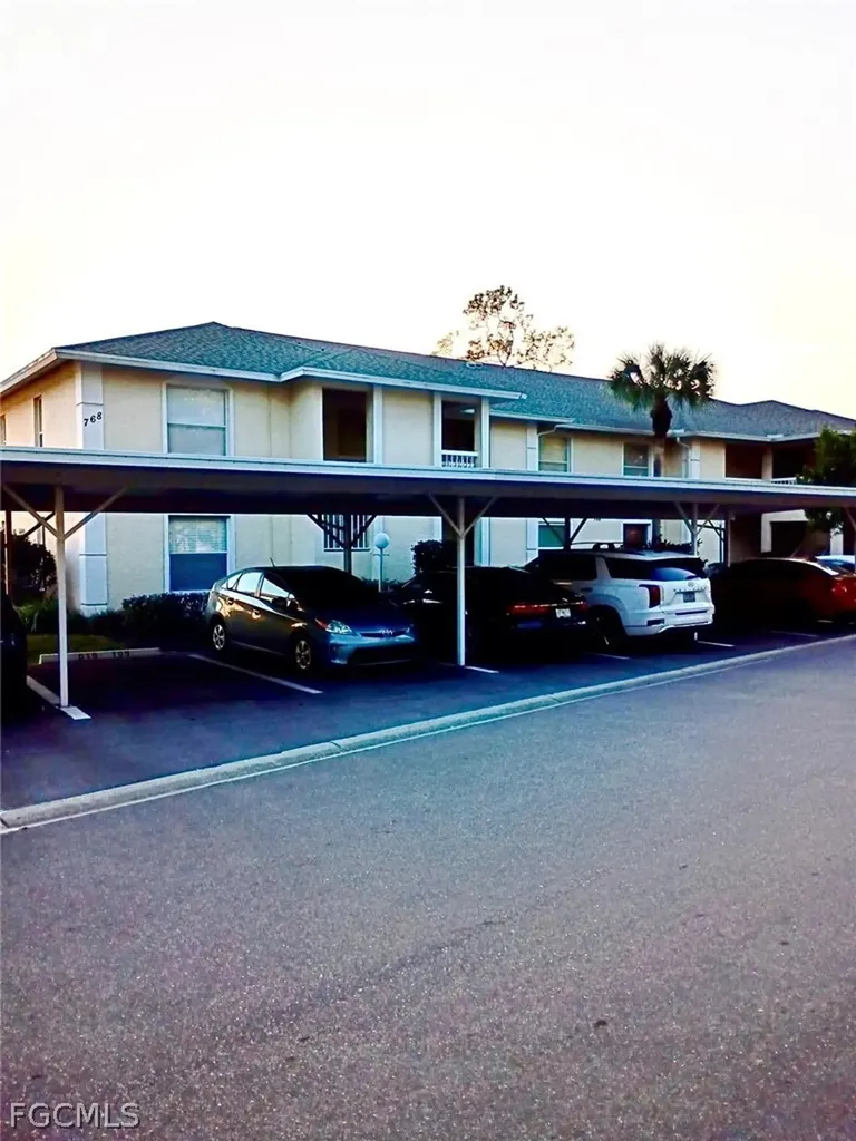 768 Landover Circle Naples FL 34104