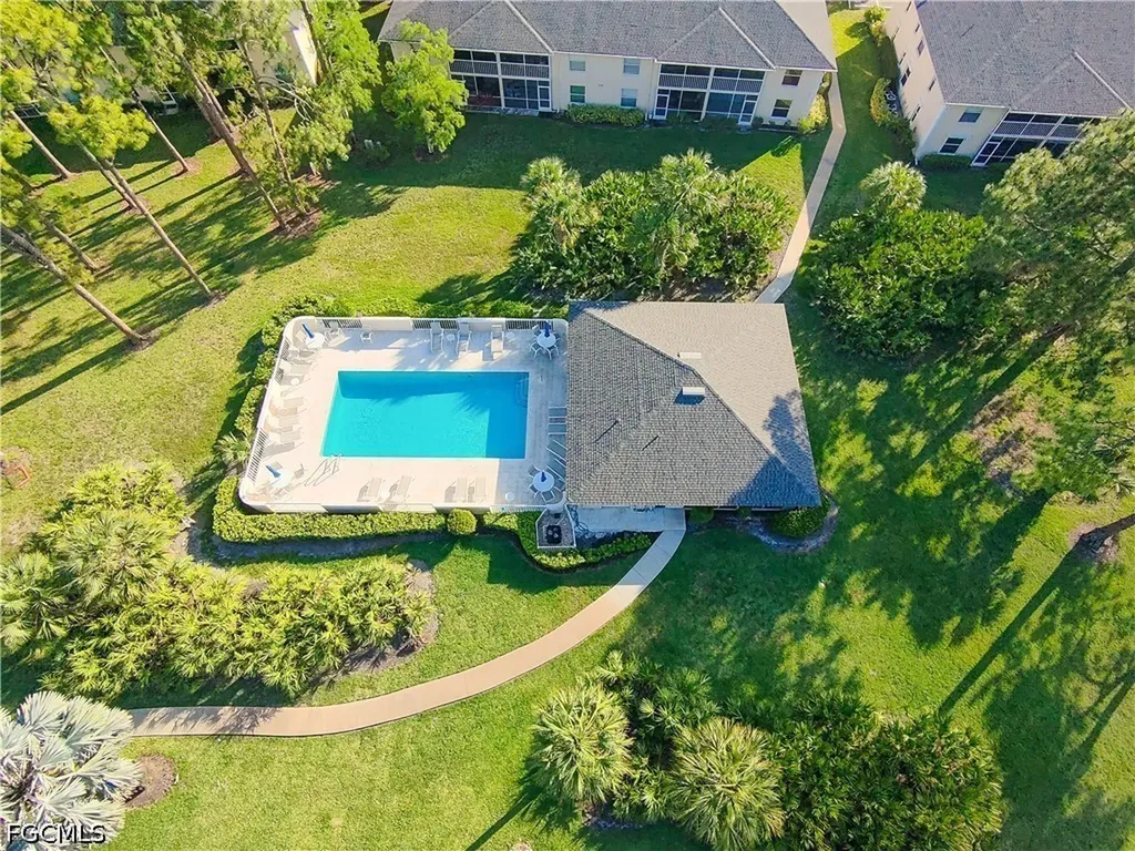 768 Landover Circle Naples FL 34104