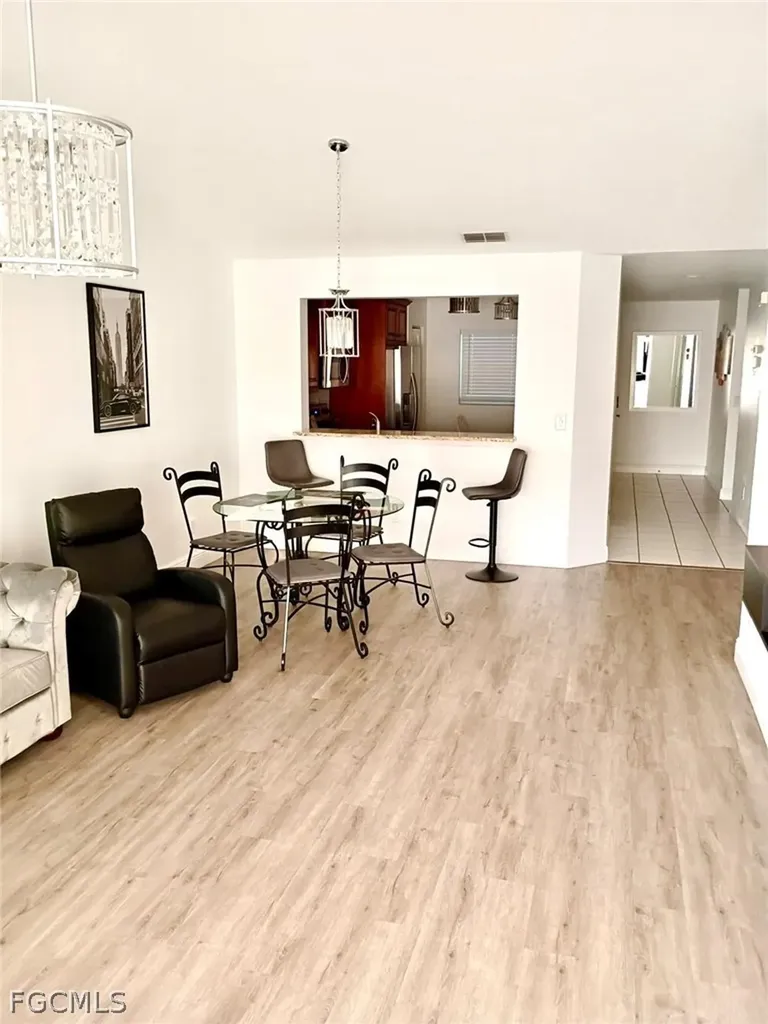 768 Landover Circle Naples FL 34104