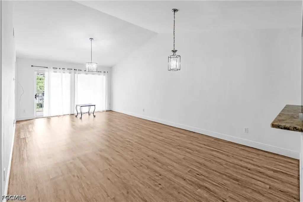 768 Landover Circle Naples FL 34104