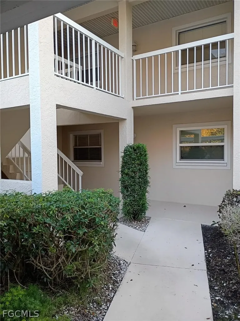 768 Landover Circle Naples FL 34104