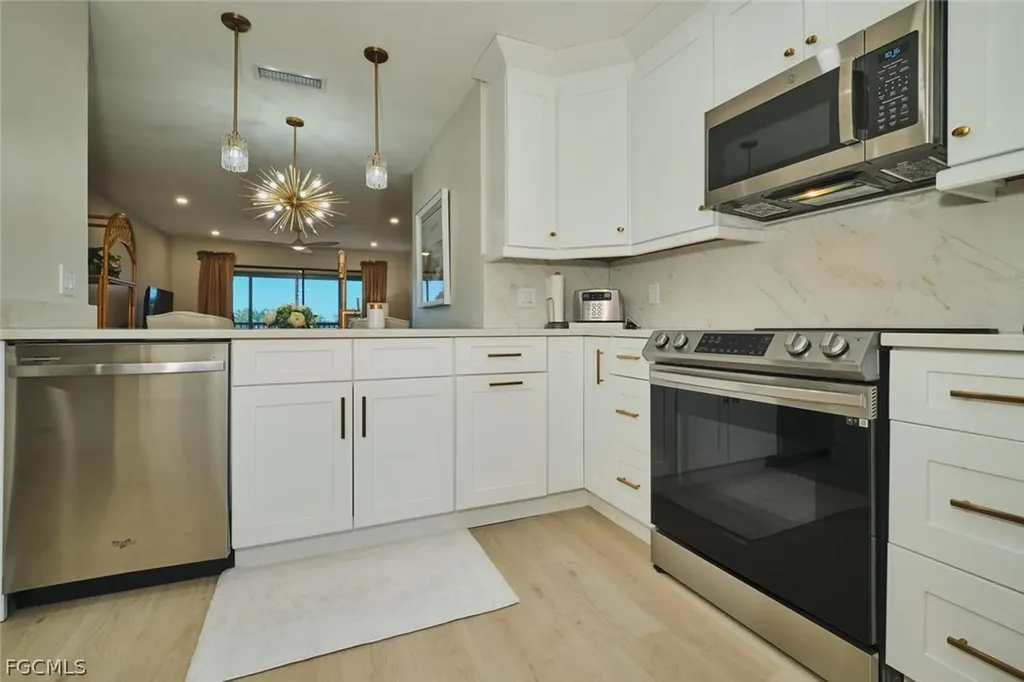 11170 Caravel Circle Fort Myers FL 33908