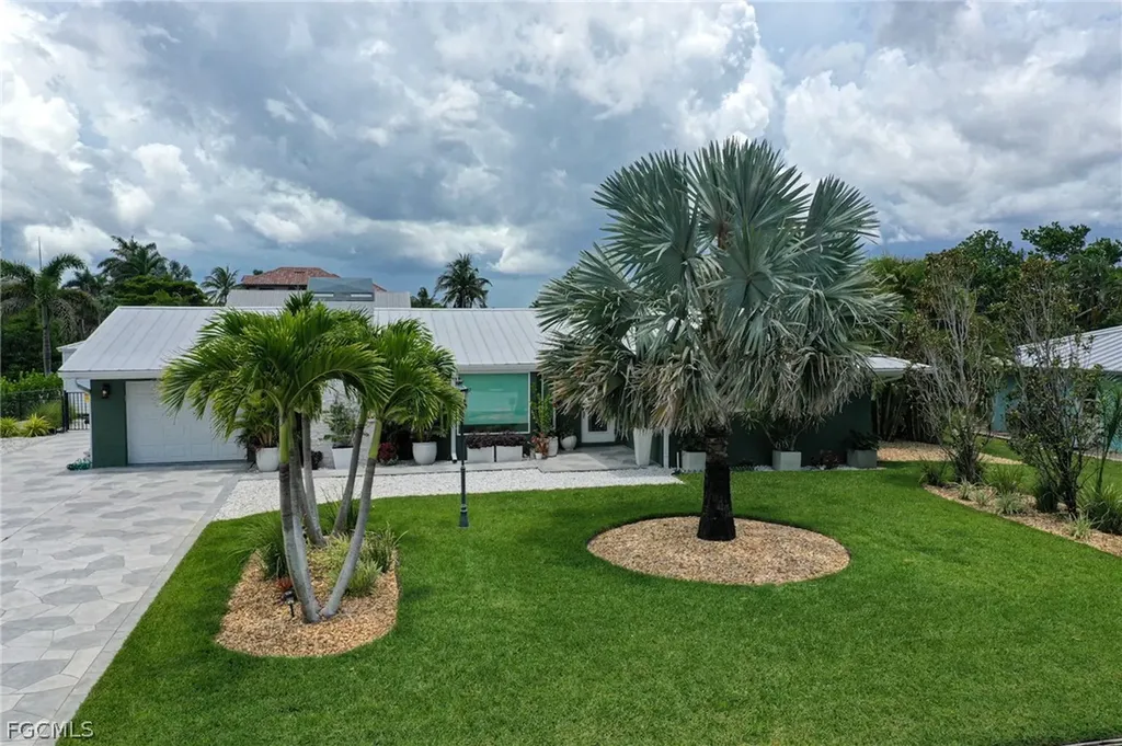 4902 Esplanade Street Bonita Springs FL 34134
