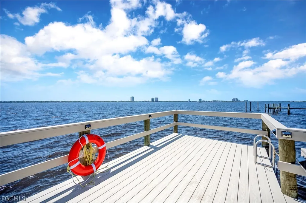 14715 Patrick Henry Road North Fort Myers FL 33917