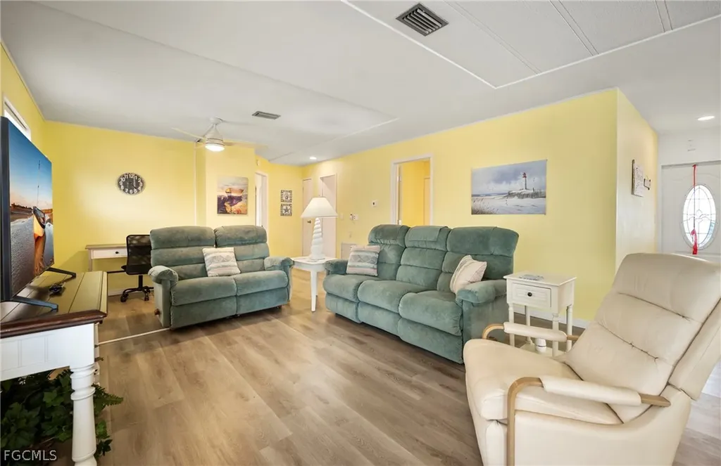 14715 Patrick Henry Road North Fort Myers FL 33917