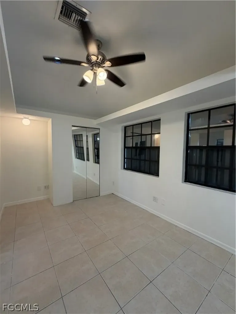 1905 NE 6th Street Cape Coral FL 33909