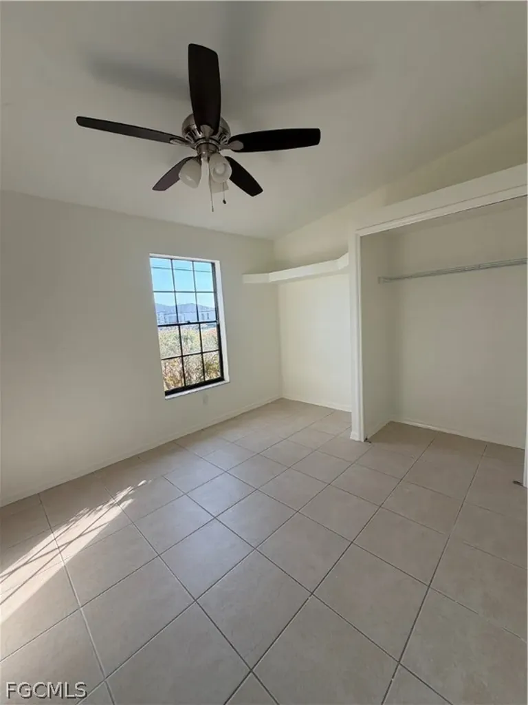 1905 NE 6th Street Cape Coral FL 33909