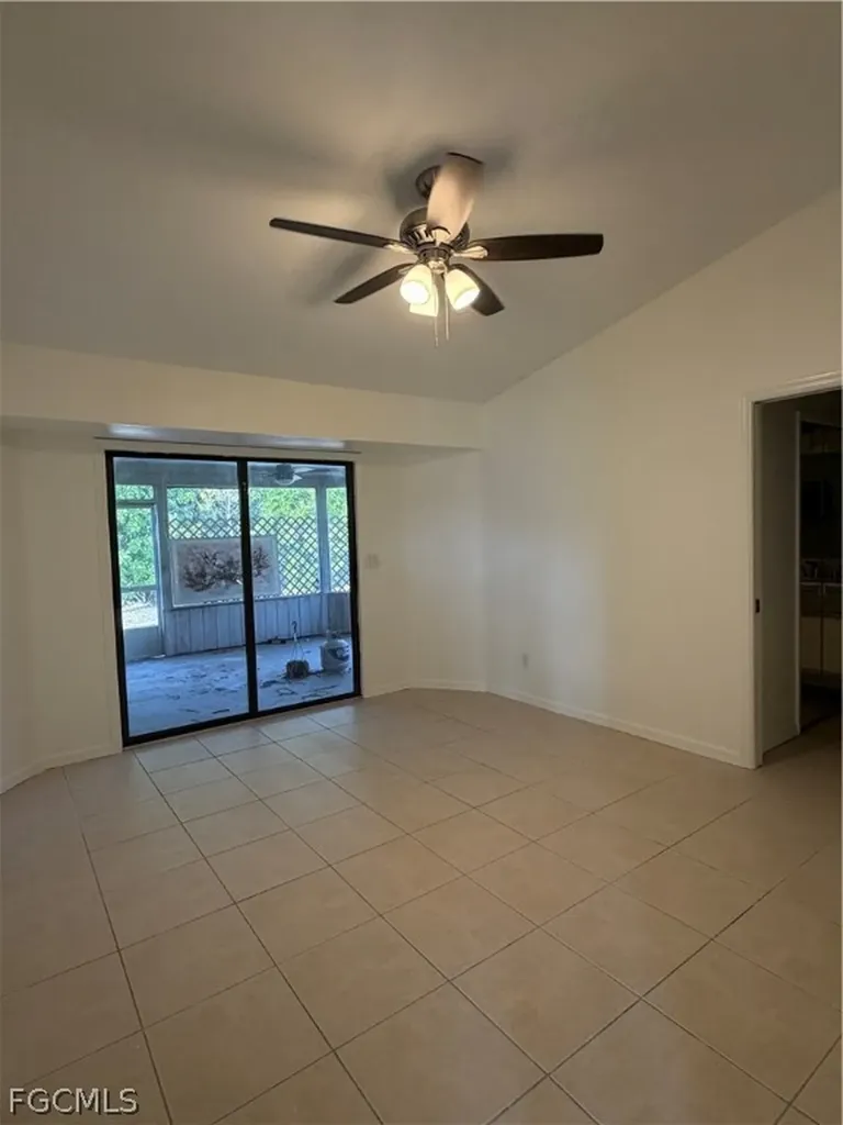 1905 NE 6th Street Cape Coral FL 33909
