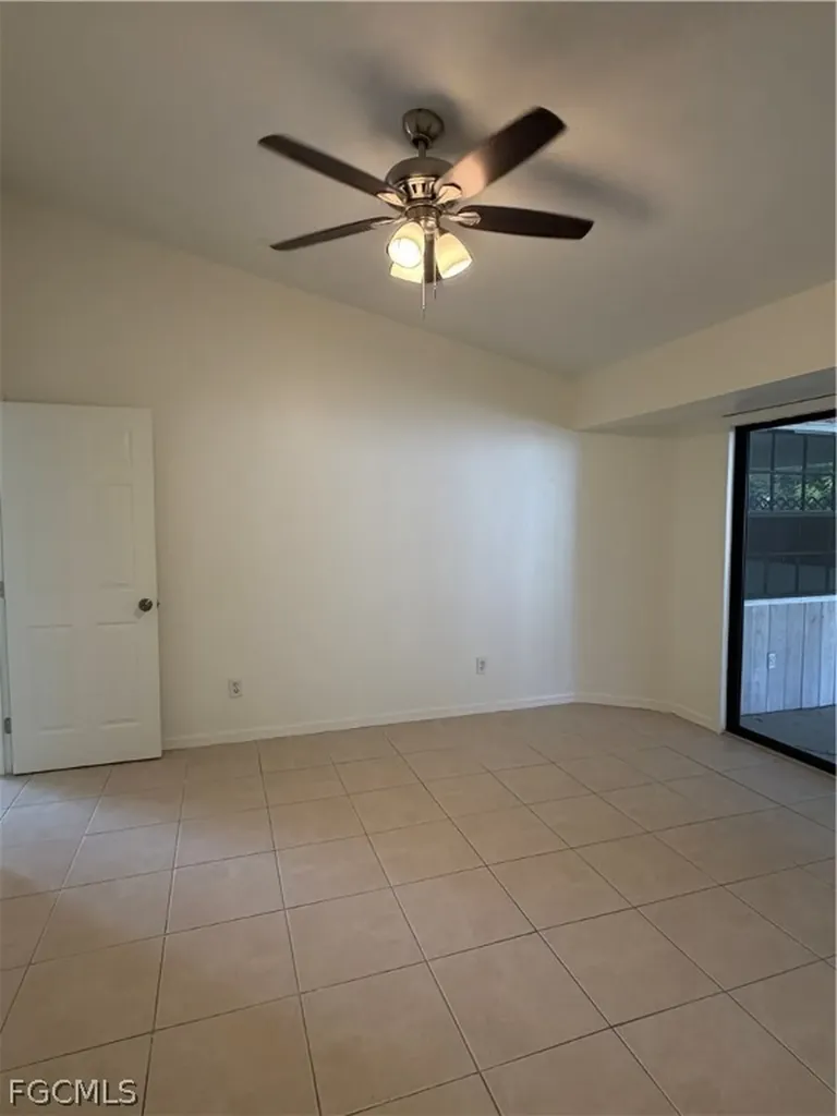 1905 NE 6th Street Cape Coral FL 33909
