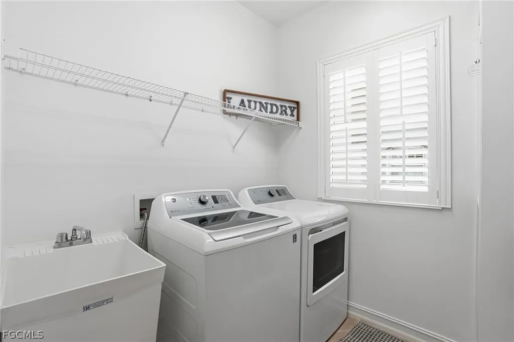 9340 Triana Terrace Fort Myers FL 33912