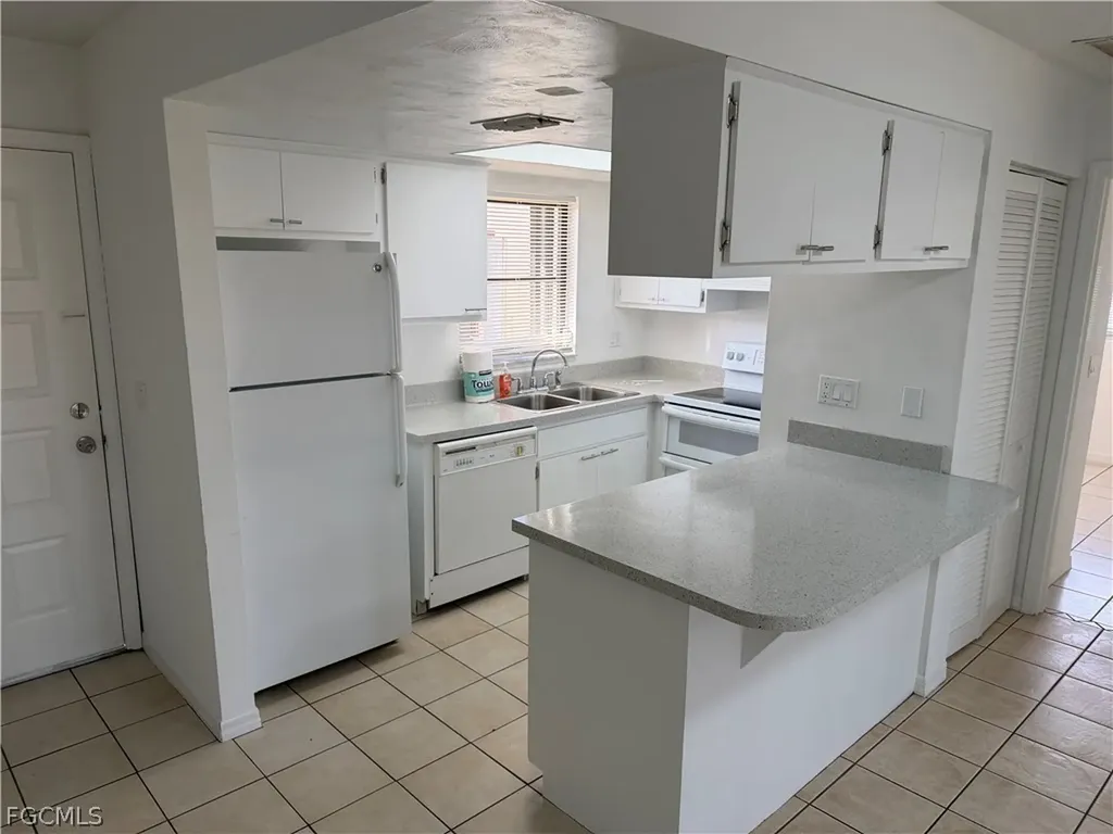 7643/7647 Winged Foot Drive Fort Myers FL 33967