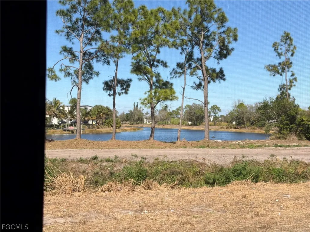 7643/7647 Winged Foot Drive Fort Myers FL 33967