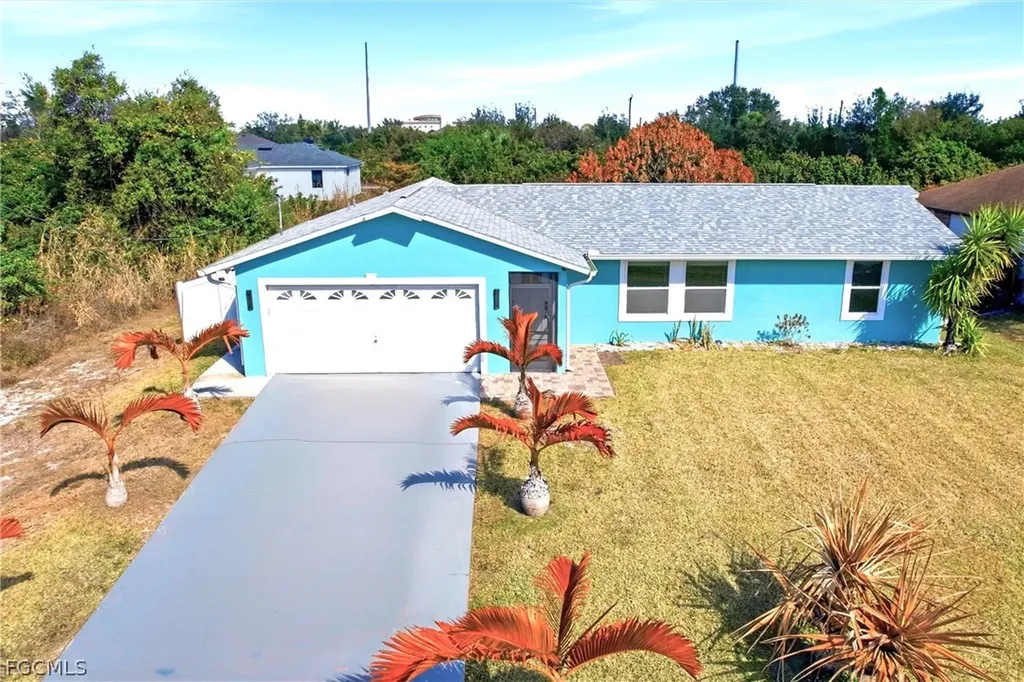 3404 2nd Street SW Lehigh Acres FL 33976