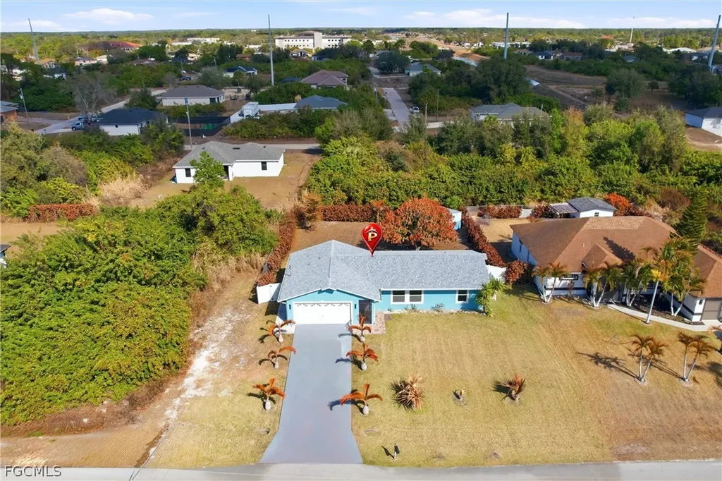 3404 2nd Street SW Lehigh Acres FL 33976
