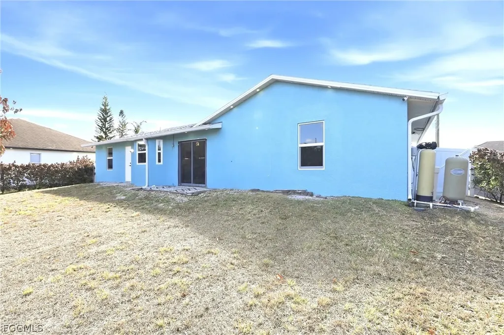 3404 2nd Street SW Lehigh Acres FL 33976