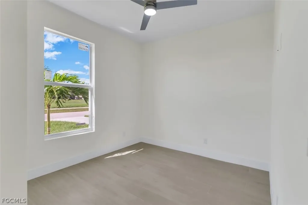 1827 Embers Parkway W Cape Coral FL 33993