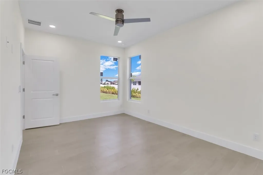 1827 Embers Parkway W Cape Coral FL 33993