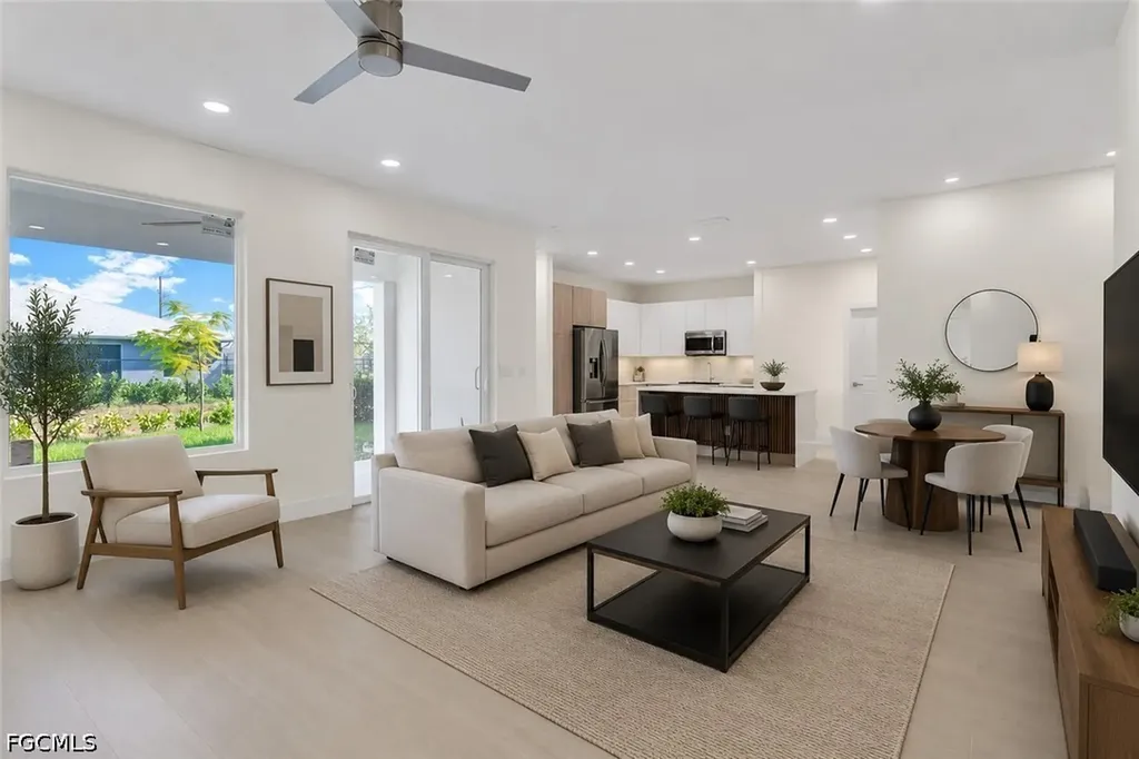 1827 Embers Parkway W Cape Coral FL 33993