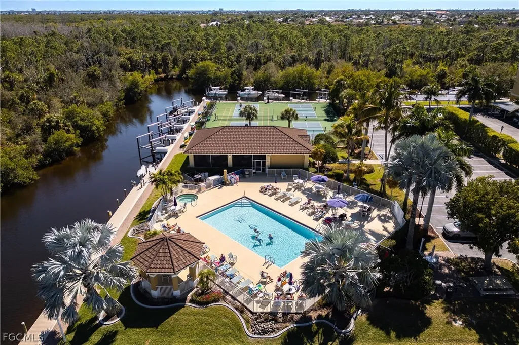 1789 Four Mile Cove Parkway Cape Coral FL 33990