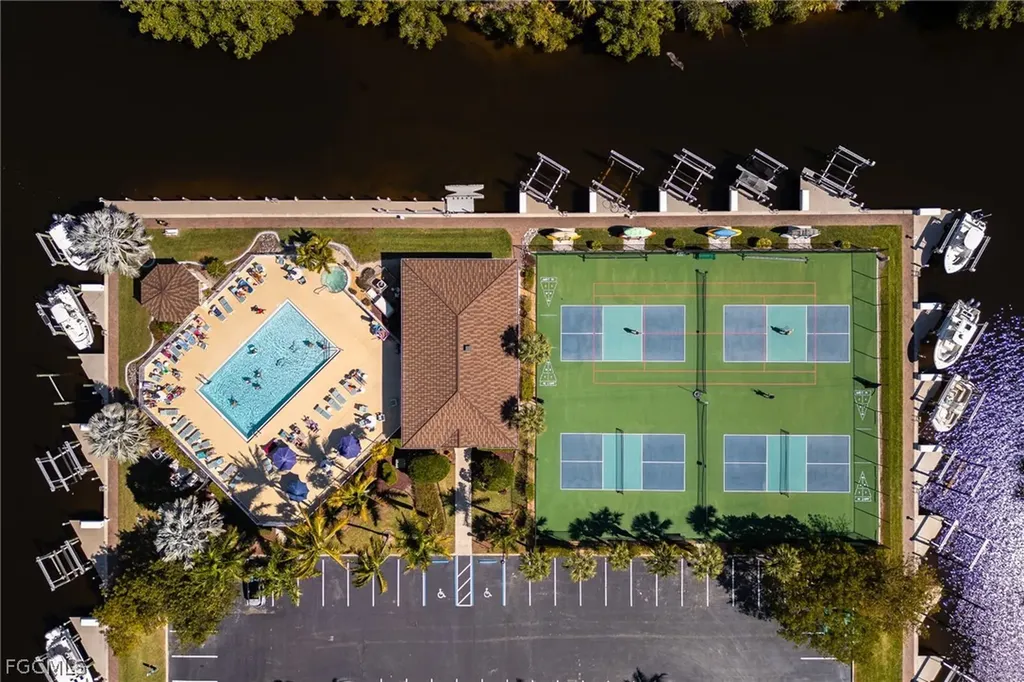 1789 Four Mile Cove Parkway Cape Coral FL 33990