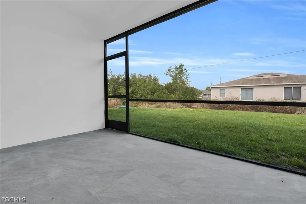 109/111 Harry Avenue S Lehigh Acres FL 33973