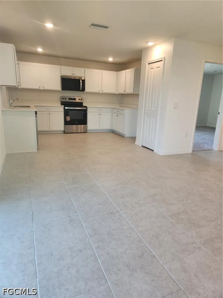 6020 Pat Avenue N Lehigh Acres FL 33971