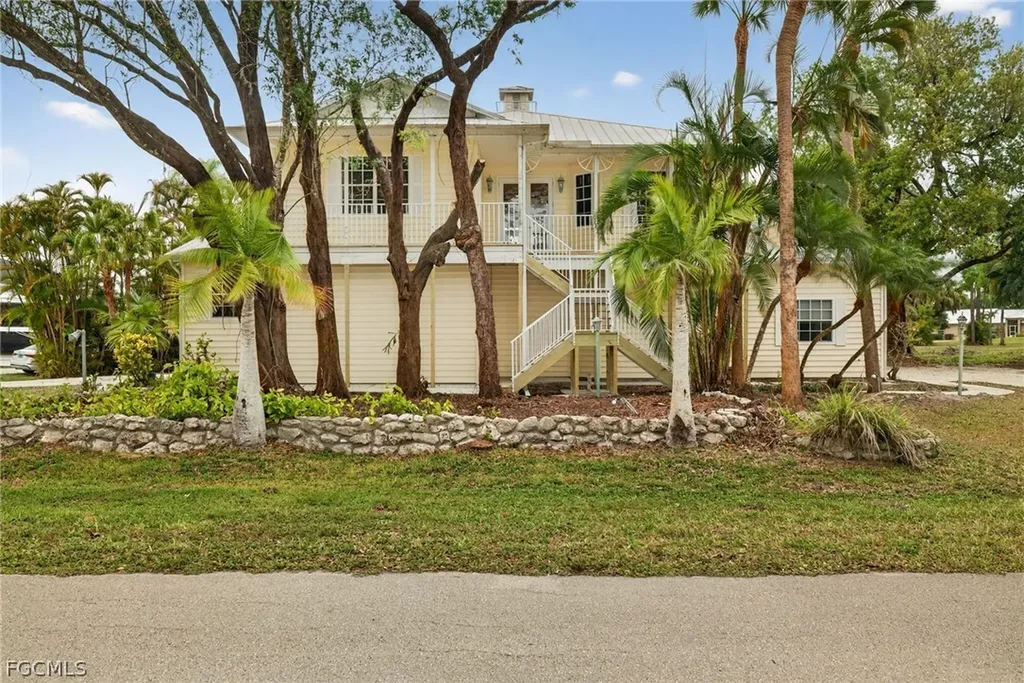 14941 Center Street Fort Myers FL 33905