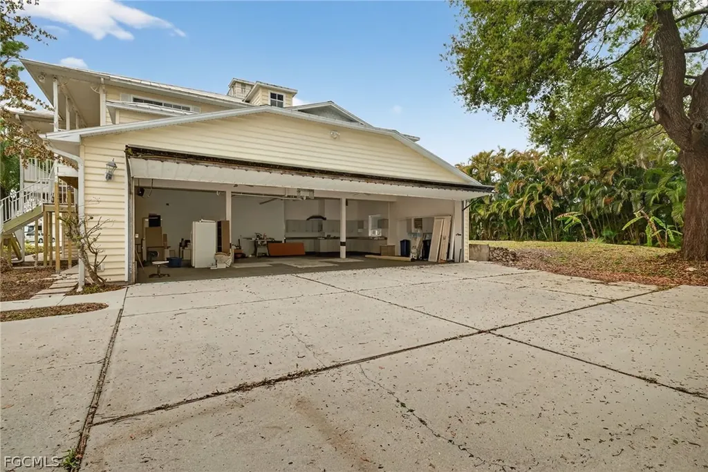 14941 Center Street Fort Myers FL 33905