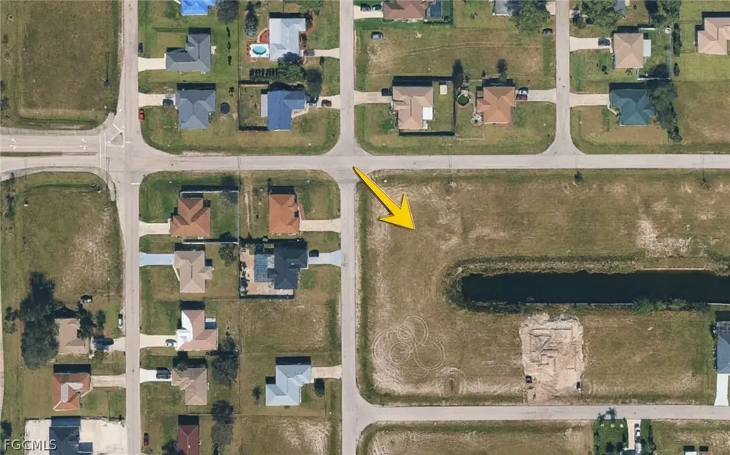 1327 NE 17th Avenue Cape Coral FL 33909