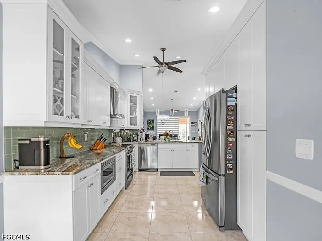 5313 Whitten Drive Naples FL 34104