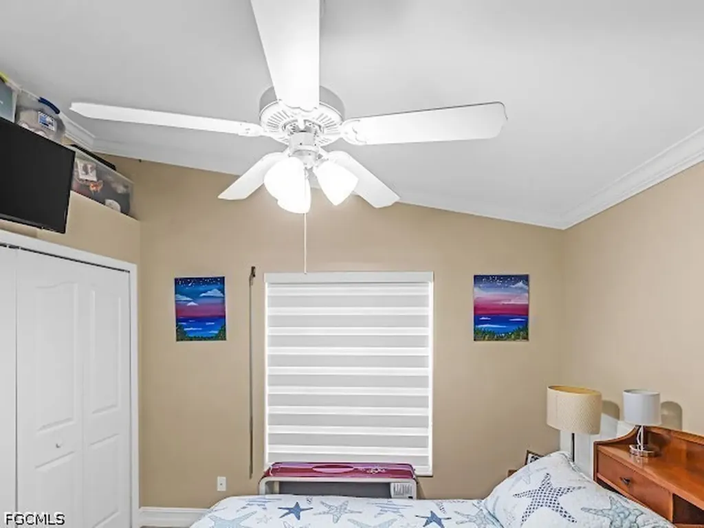 5313 Whitten Drive Naples FL 34104