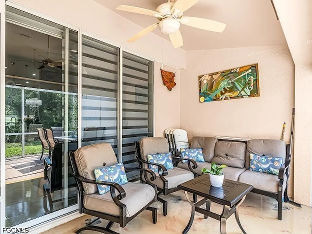 5313 Whitten Drive Naples FL 34104