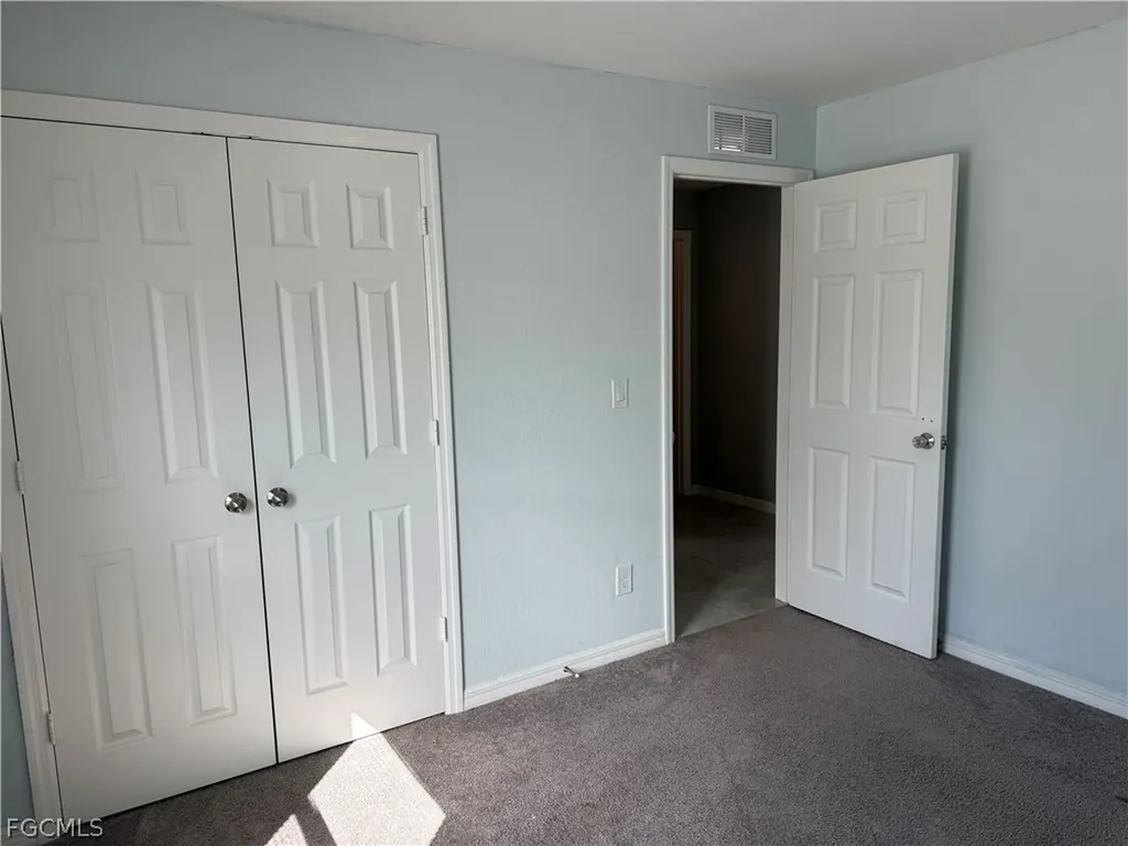 910 NW 8th Terrace Cape Coral FL 33993