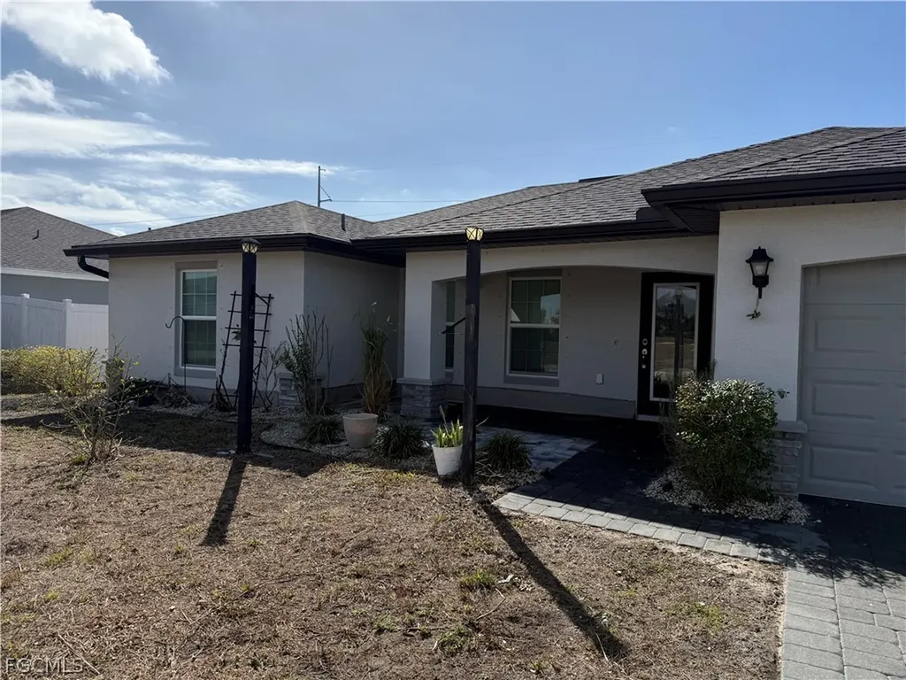 910 NW 8th Terrace Cape Coral FL 33993