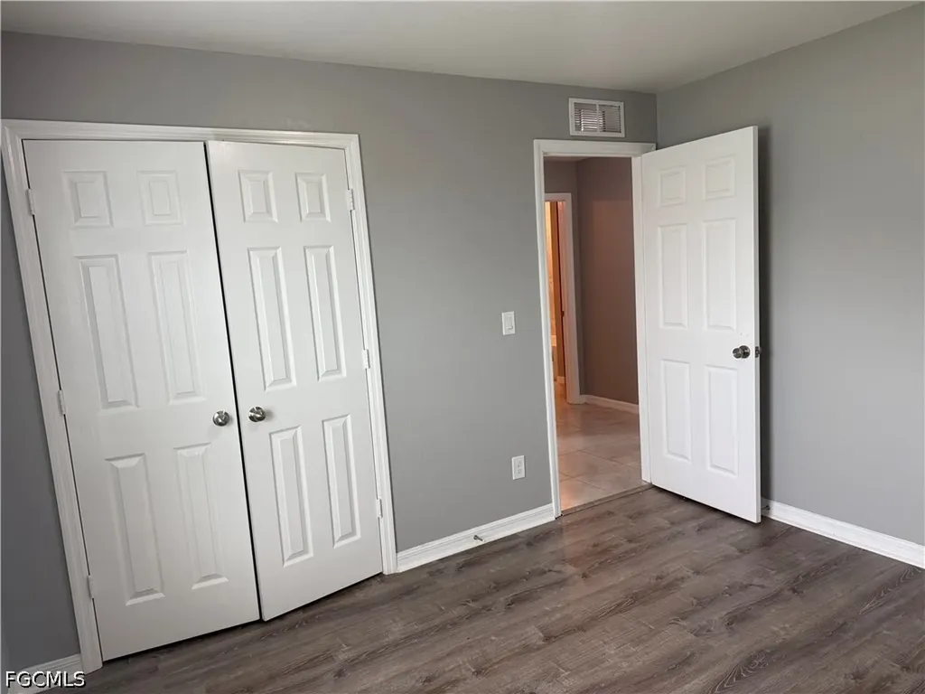 910 NW 8th Terrace Cape Coral FL 33993