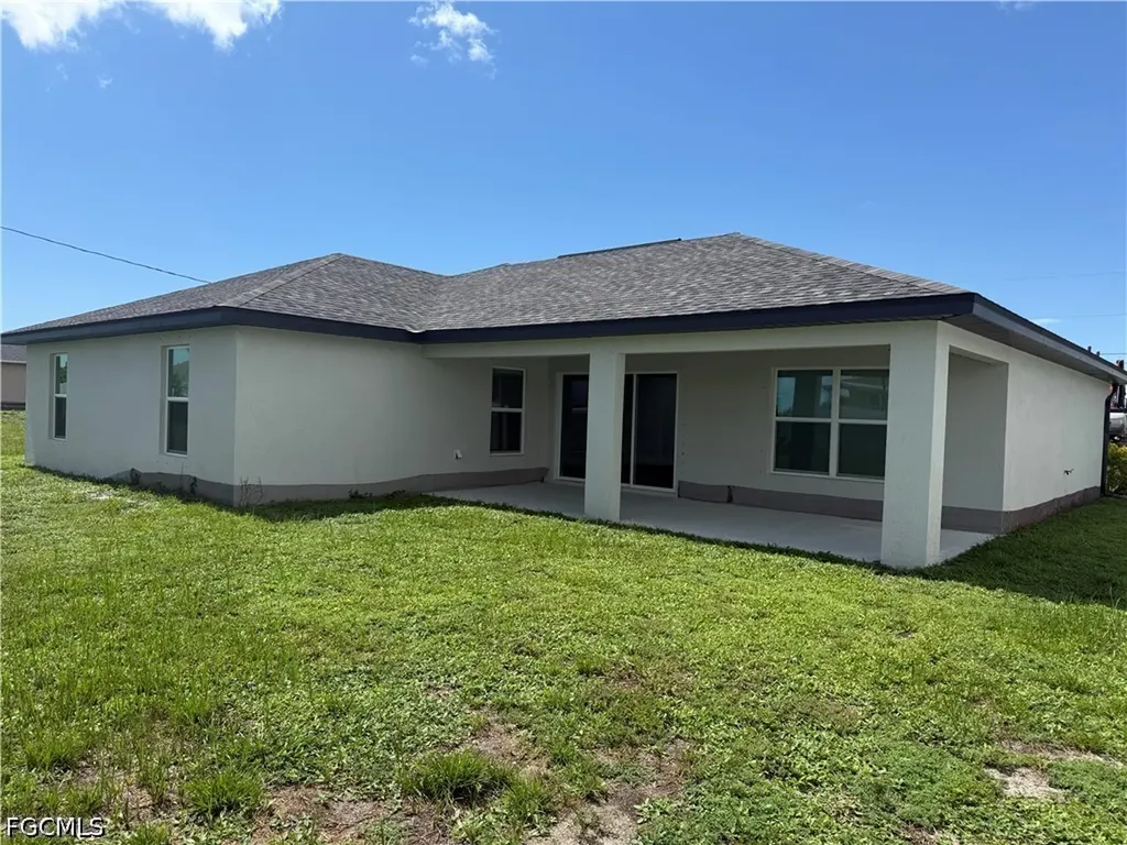 910 NW 8th Terrace Cape Coral FL 33993