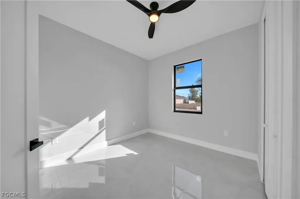 1120 NW 20th Place Cape Coral FL 33993