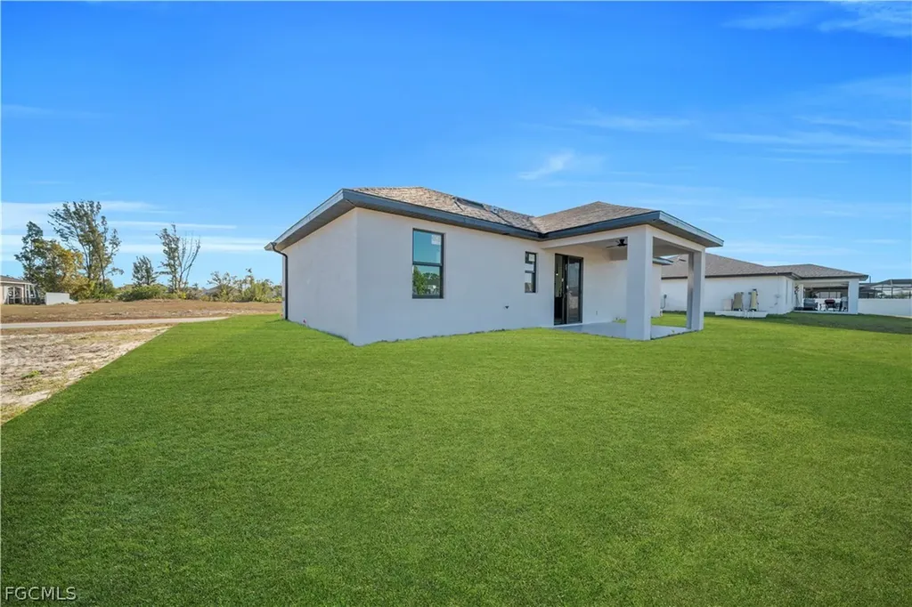 1120 NW 20th Place Cape Coral FL 33993