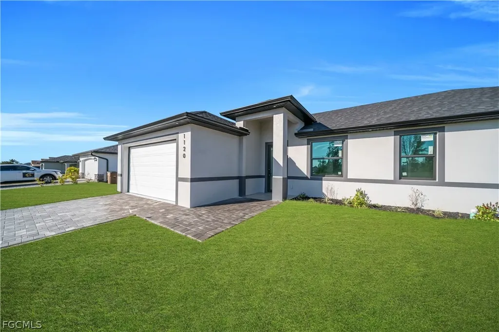 1120 NW 20th Place Cape Coral FL 33993